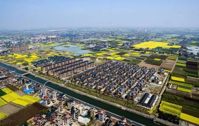 鄉(xiāng)村振興成為中國(guó)房地產(chǎn)轉(zhuǎn)型關(guān)鍵